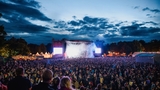 Anna Calvi a Lauran Hibberd: Dvě dámy s kytarou rozzáří Metronome Festival Prague